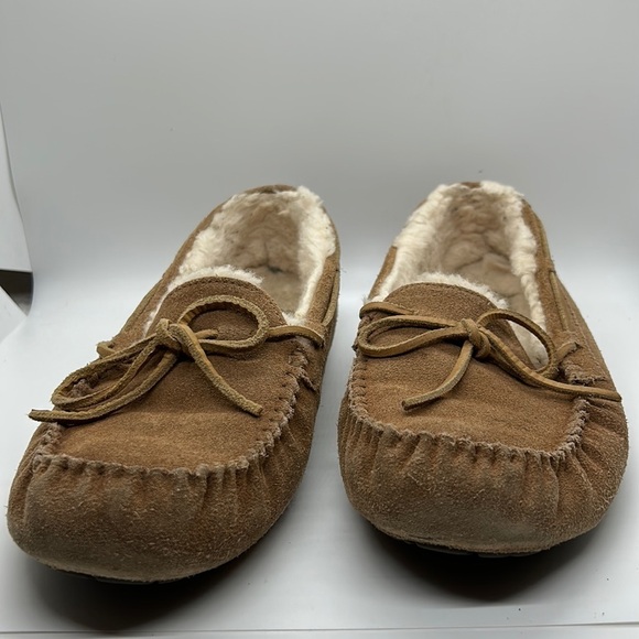Ugg Men’s Olsen Slipper. Size 10